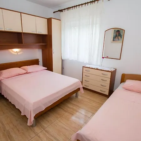 Lägenhet 566c Sućuraj